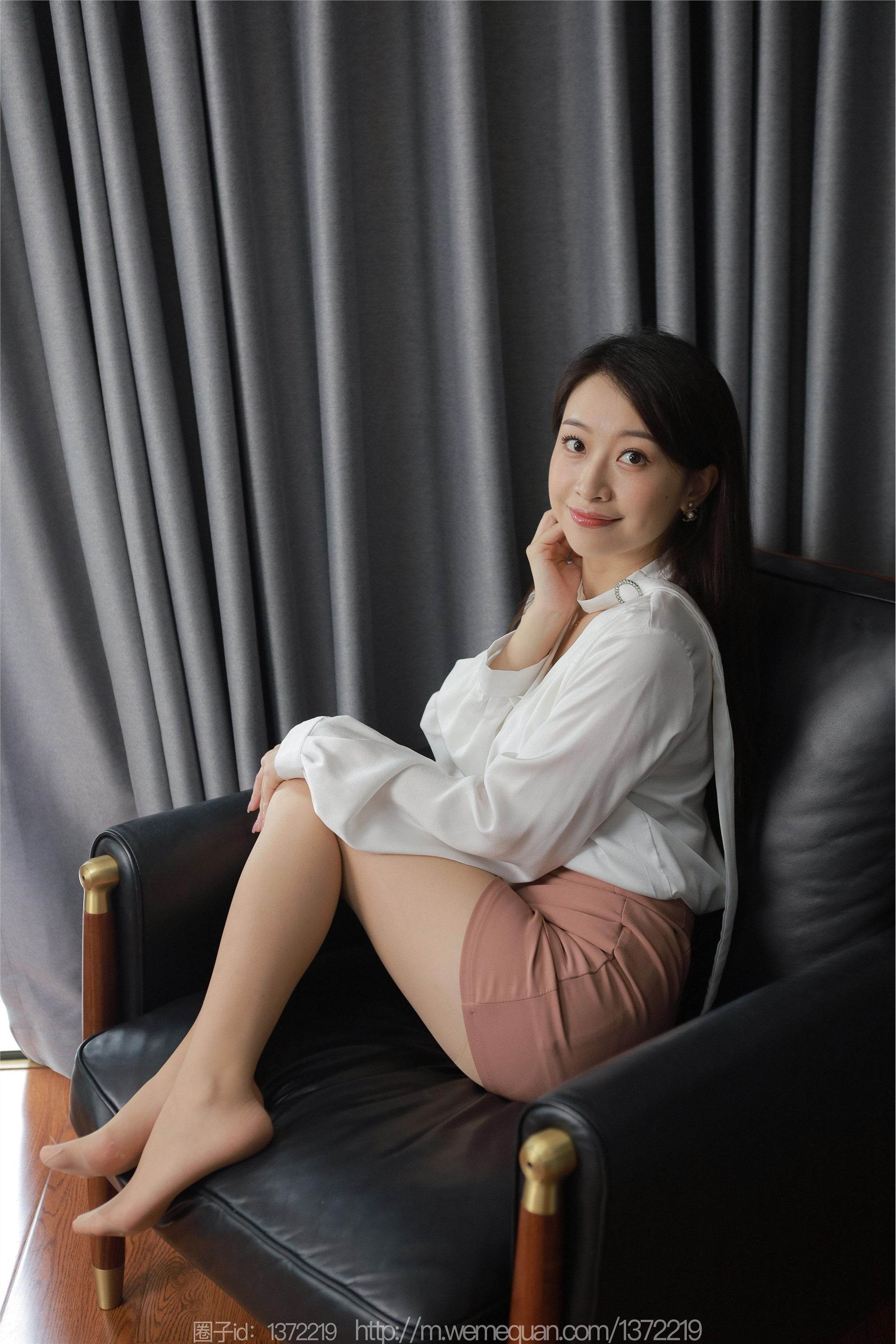 IESS异思趣向  2023.07.25 丝享家 1489 小婕《粉色的温柔》